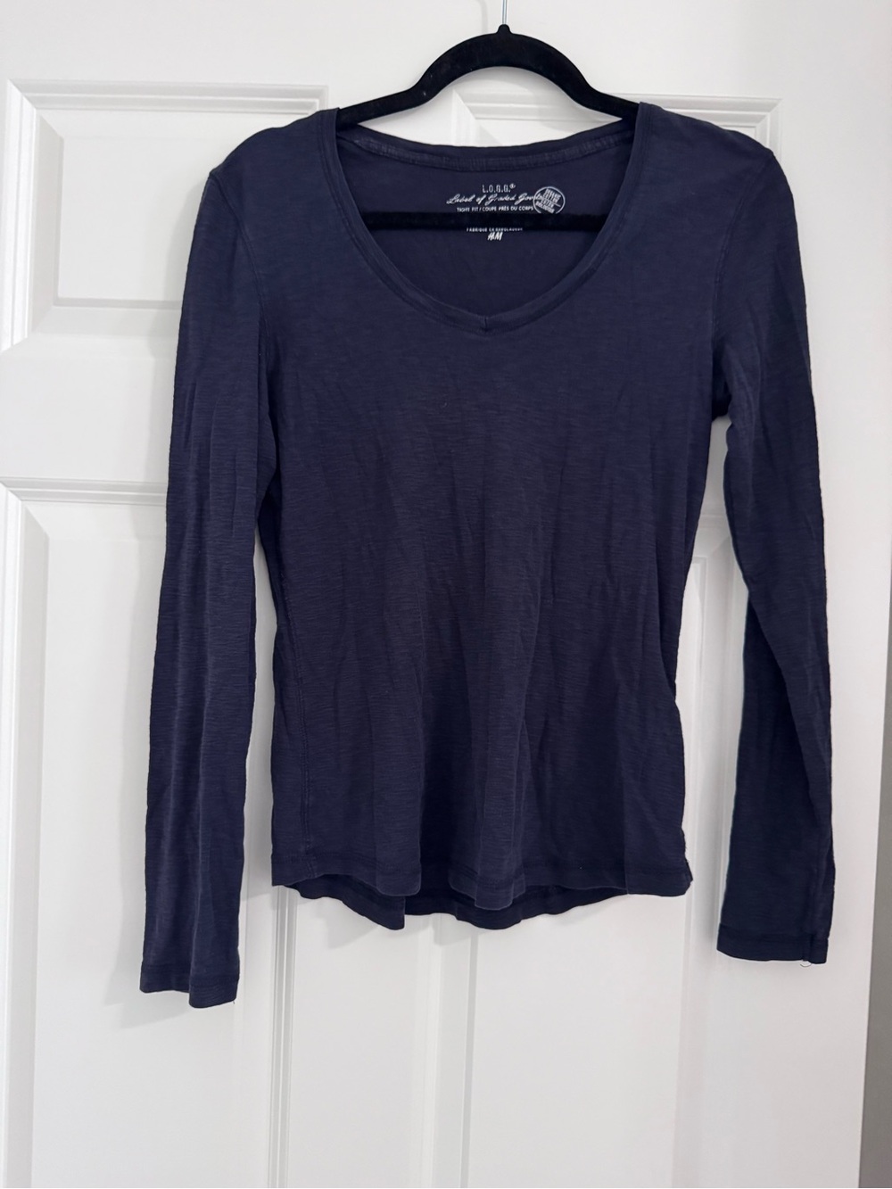H&M Women's Long-Sleeve V-Neck Top - Navy